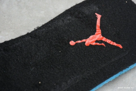 CQ9597-401 Blue Loyal WNTR Habanero Air Black 4 Jordan CQ9597-401 Red 0411